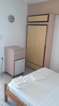 Basic Tek Büyük veya İki Ayrı Yataklı Oda, Sigara İçilebilir