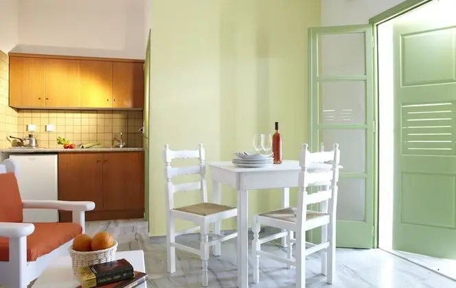 Apart Daire, 1 Yatak Odası, Havuz Manzaralı