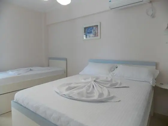 Comfort Tek Büyük Yataklı Oda