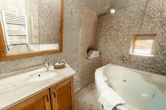 Jacuzzi Suite