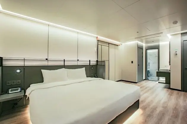 Premium Tek Büyük Yataklı Oda (Premium Type)