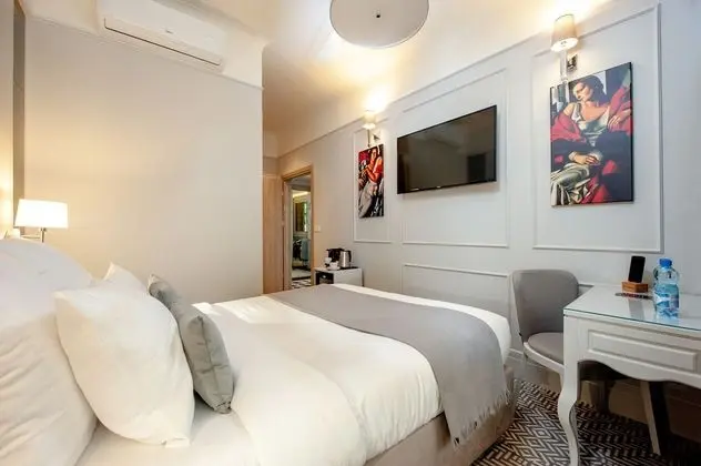 Tek Büyük Yataklı Oda (Petit Boutique)