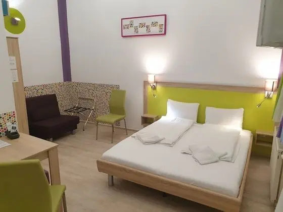 Stüdyo (Medium Studio)