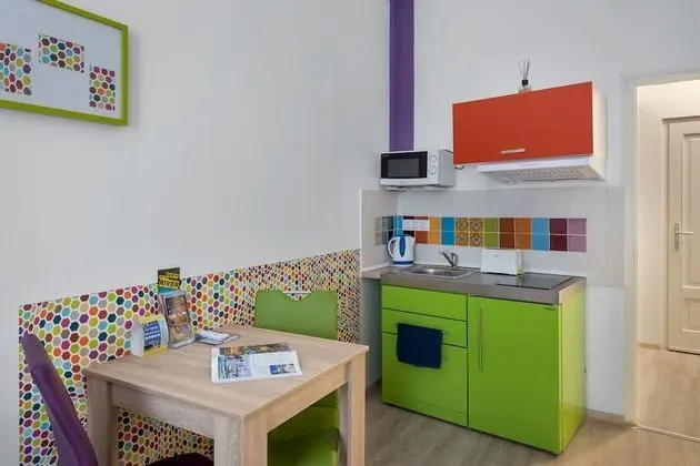 Stüdyo (Medium Studio)
