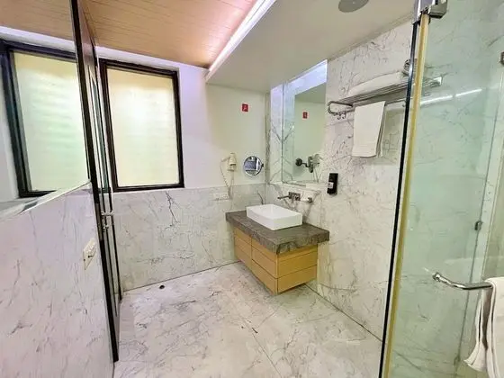 Deluxe Tek Büyük veya İki Ayrı Yataklı Oda