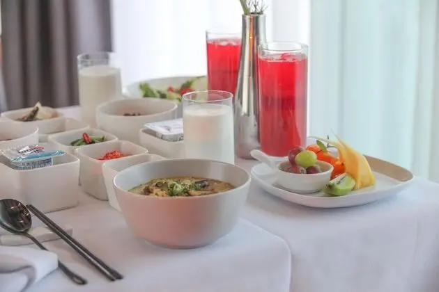 Luxury Ev (Breakfast for 2 included)