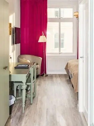 Classic Tek Büyük veya İki Ayrı Yataklı Oda