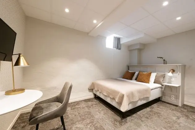 Classic Tek Büyük Yataklı Oda