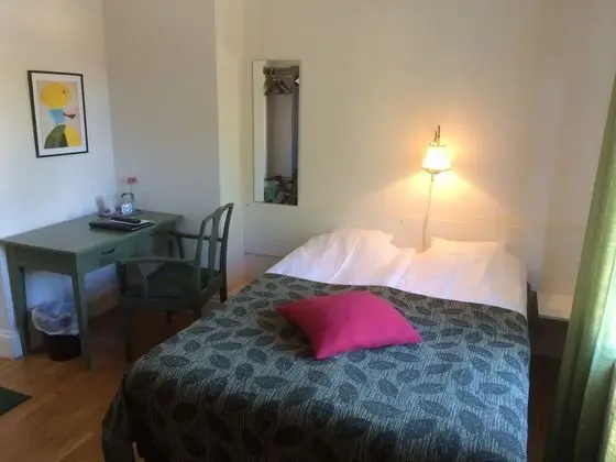 Classic Tek Büyük Yataklı Oda