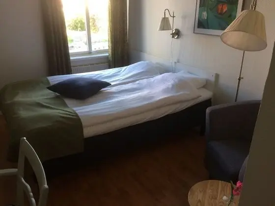 Classic Tek Büyük Yataklı Oda