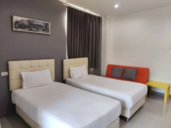 Standard Twin Room