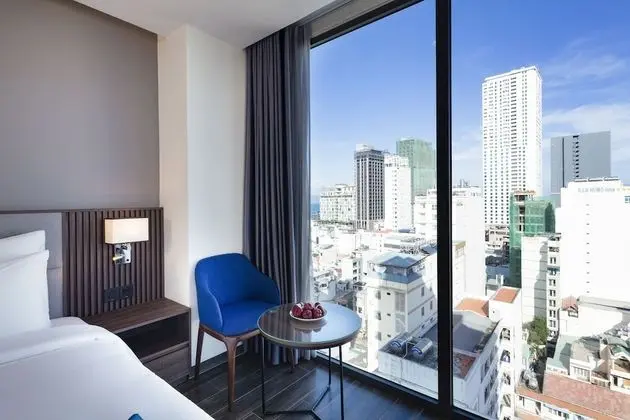 Deluxe Üç Kişilik Oda, Şehir Manzaralı