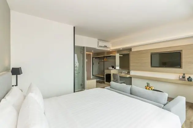 Grand Deluxe Room