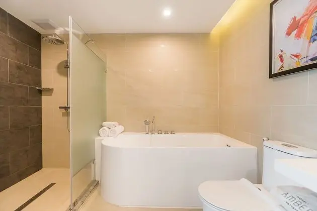 Grand Deluxe Room