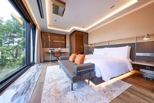 Hill (New Wing) - Family Deluxe Room