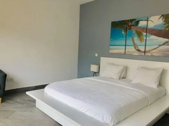 Villa (I)