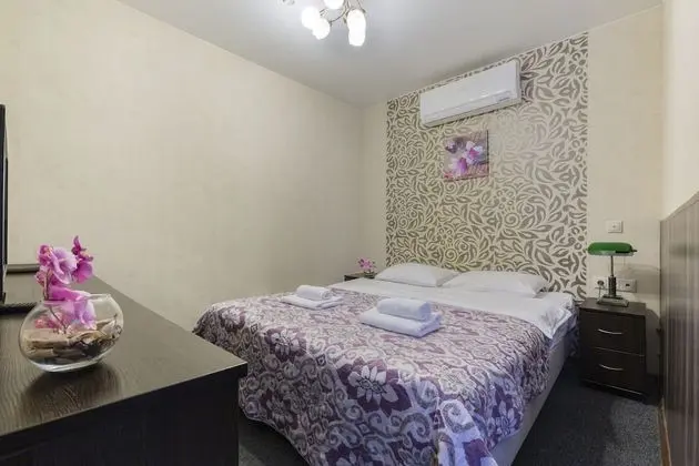 Standard Tek Büyük Yataklı Oda