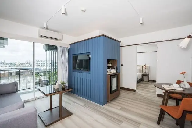 Grand Corner Suite