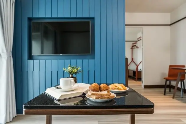 Grand Corner Suite
