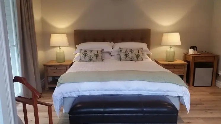 Honeymoon Suite