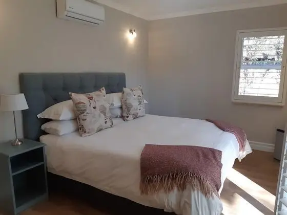 Luxury Tek Büyük Yataklı Oda