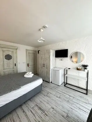 3 Kişilik Oda,Havuz Manzaralı,Havuz Bağlantılı