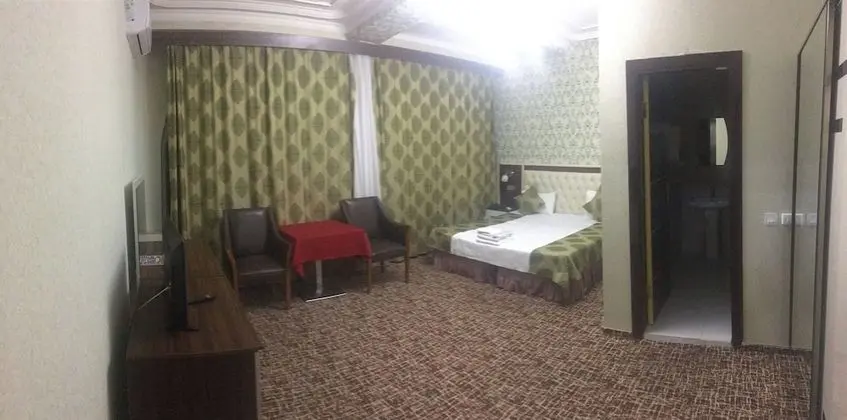 Economy Tek Büyük veya İki Ayrı Yataklı Oda
