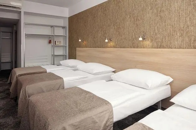 Standard Dört Kişilik Oda (Triple with Extra bed)