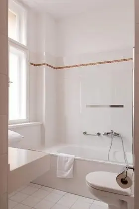 Standard Tek Büyük veya İki Ayrı Yataklı Oda