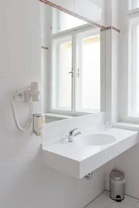 Standard Üç Kişilik Oda (Double with Extra bed)