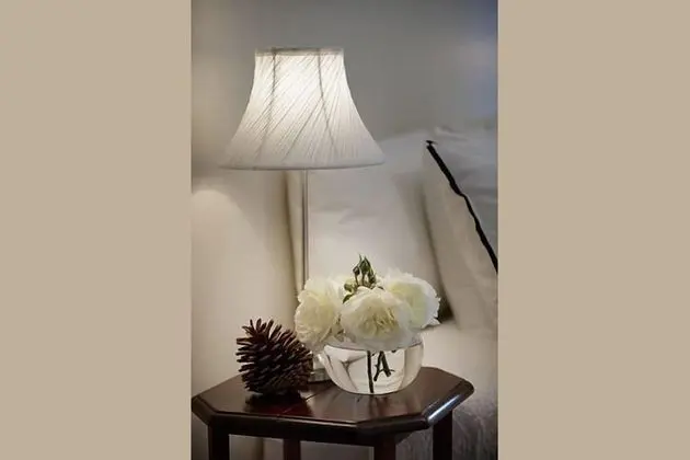 Tek Büyük veya İki Ayrı Yataklı Oda (Huon Pine Room)