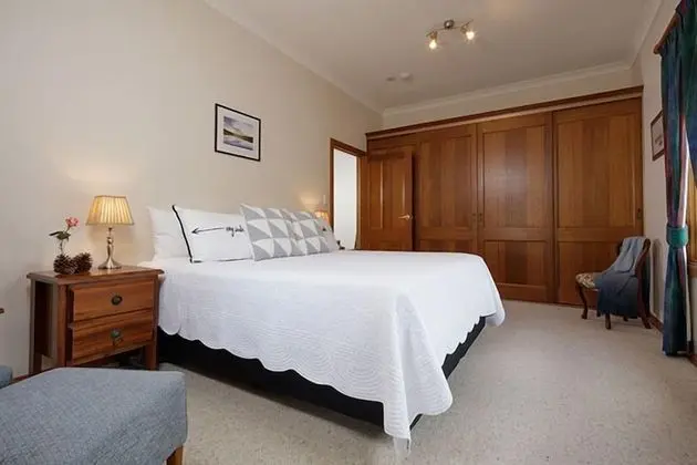 Tek Büyük veya İki Ayrı Yataklı Oda (Sassafras Room)