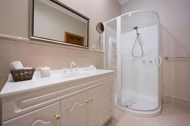 Tek Büyük veya İki Ayrı Yataklı Oda (Sassafras Room)