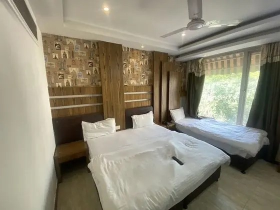 Deluxe Üç Kişilik Oda