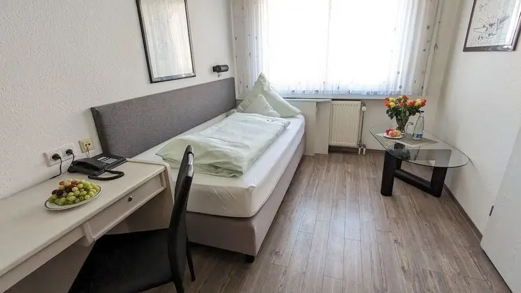 Comfort Tek Kişilik Oda
