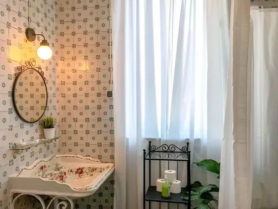 Standard Tek Büyük Yataklı Oda, 1 Çift Kişilik Yatak, Ortak Banyo, Şehir Manzaralı