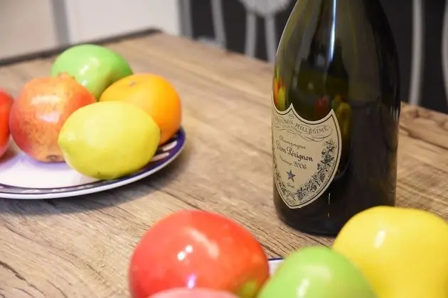 Standard Oda, Sigara İçilmez (202)