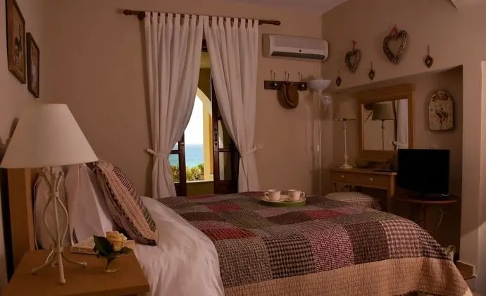 Apart Daire, Deniz Manzaralı (1st Floor Roosters)