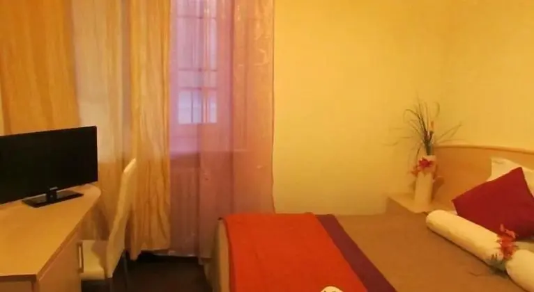 Standard Tek Büyük veya İki Ayrı Yataklı Oda, Özel Banyo