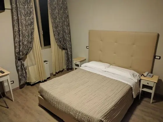 Üç Kişilik Oda