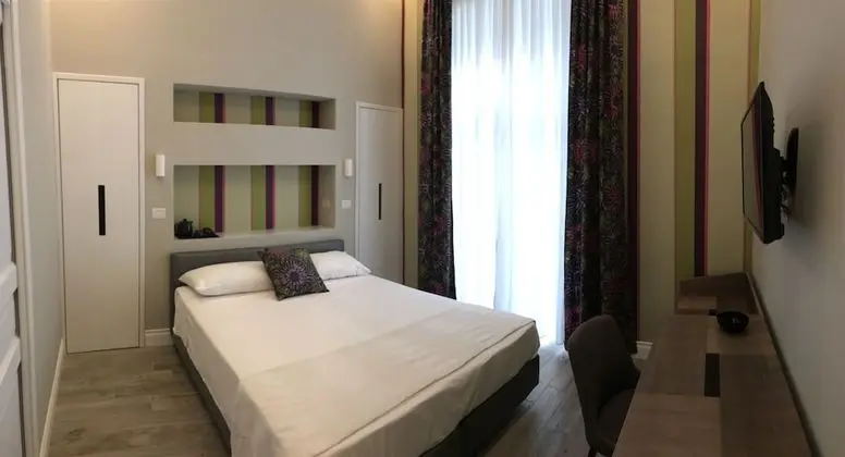Deluxe Tek Büyük veya İki Ayrı Yataklı Oda
