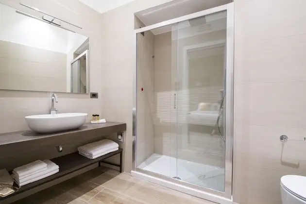 Deluxe Tek Büyük Yataklı Oda, Deniz Manzaralı