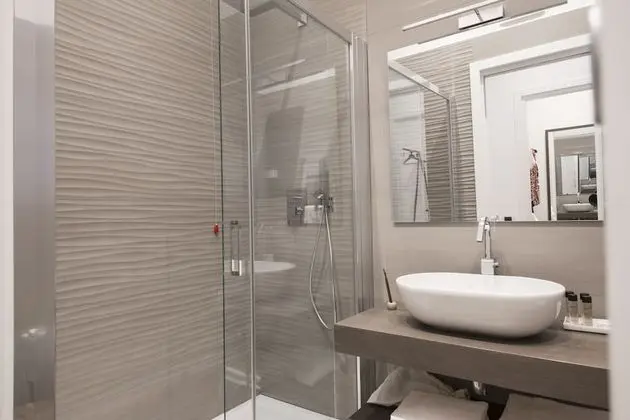 Deluxe Tek Büyük Yataklı Oda, Deniz Manzaralı