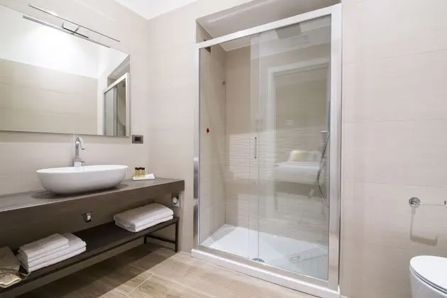 Standard Tek Büyük Yataklı Oda, Deniz Manzaralı