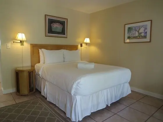 Standard Room, 1 Queen Bed, Poolside - Poolside 110 (2nd Floor, accessible via staircase)