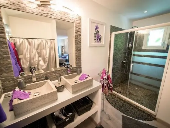 Deluxe Tek Büyük Yataklı Oda, Özel Banyo