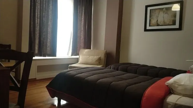 Tek Büyük Yataklı Oda, Balkon