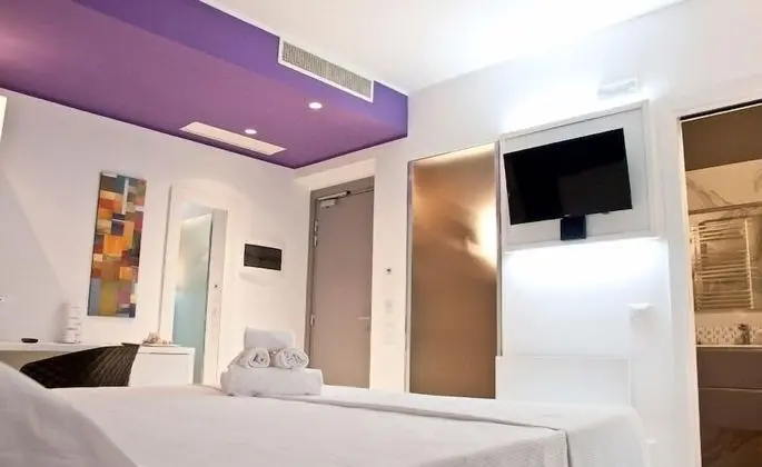 Comfort Tek Büyük Yataklı Oda, 1 Büyük (Queen) Boy Yatak, Banyolu/Duşlu, Bahçe Manzaralı
