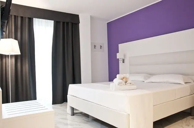 Comfort Tek Büyük Yataklı Oda, 1 Büyük (Queen) Boy Yatak, Banyolu/Duşlu, Bahçe Manzaralı