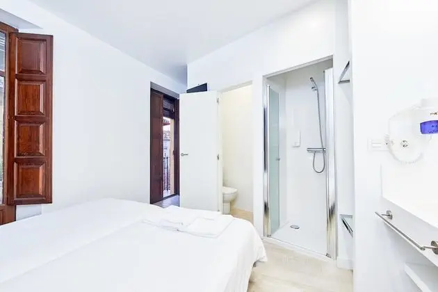 Tek Büyük Yataklı Oda, Balkon